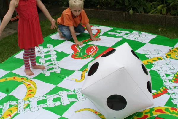 Giant snakes and ladders games - Image 2