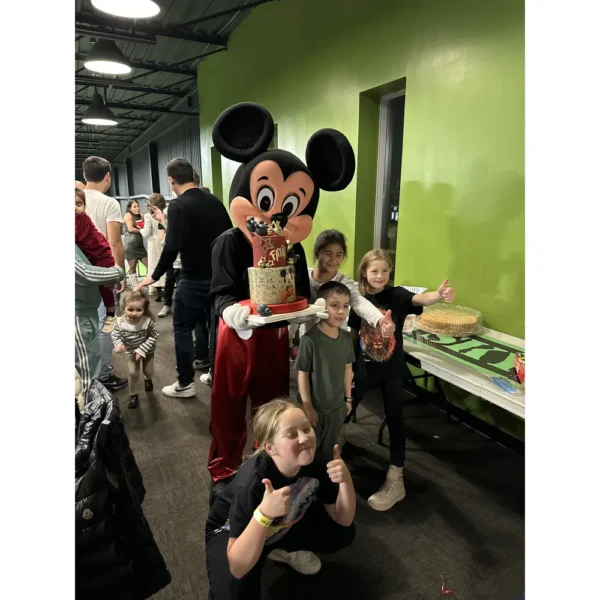 Mascotte d'attraction 60 min – Image 4